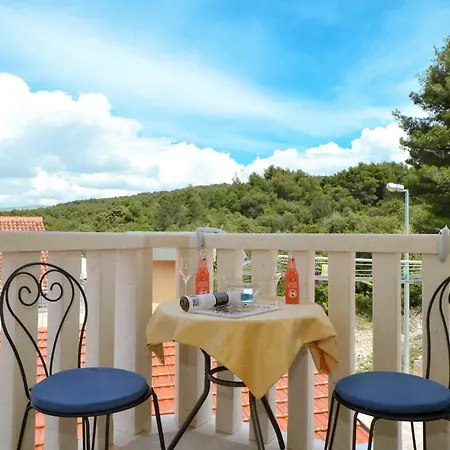 Tomislav Guest house *