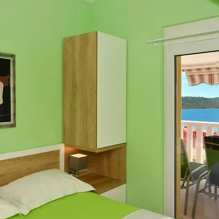 Guest house Tomislav Okrug Gornji