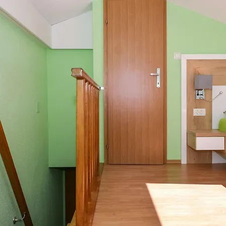 Guest house Tomislav Okrug Gornji